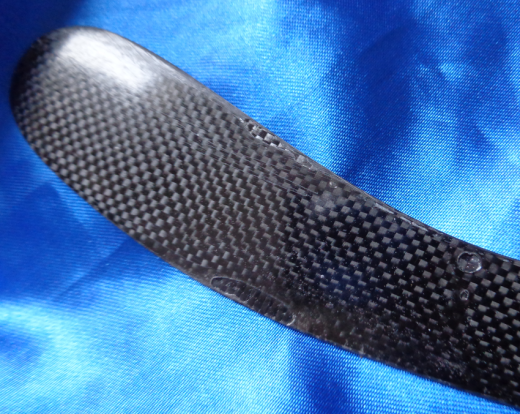 Dreiflügler MTA CFK M-4 #9 mit kleinen Fehlern